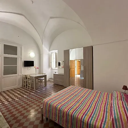 Holiday home Mono Giglio A *